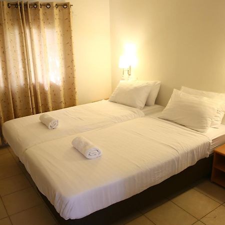 Eilot Kibbutz Country Lodging Eilat Quarto foto